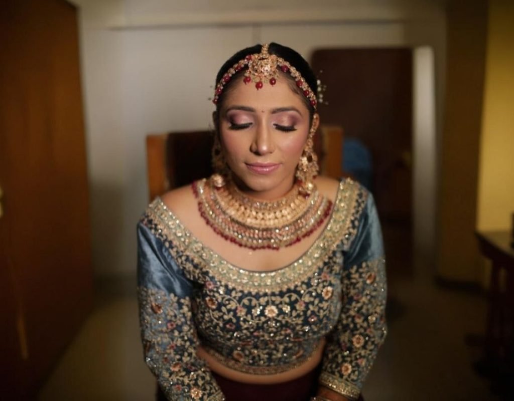 How to Become a Bridal makeup artist in India 2025 Bridal makeup artist in India